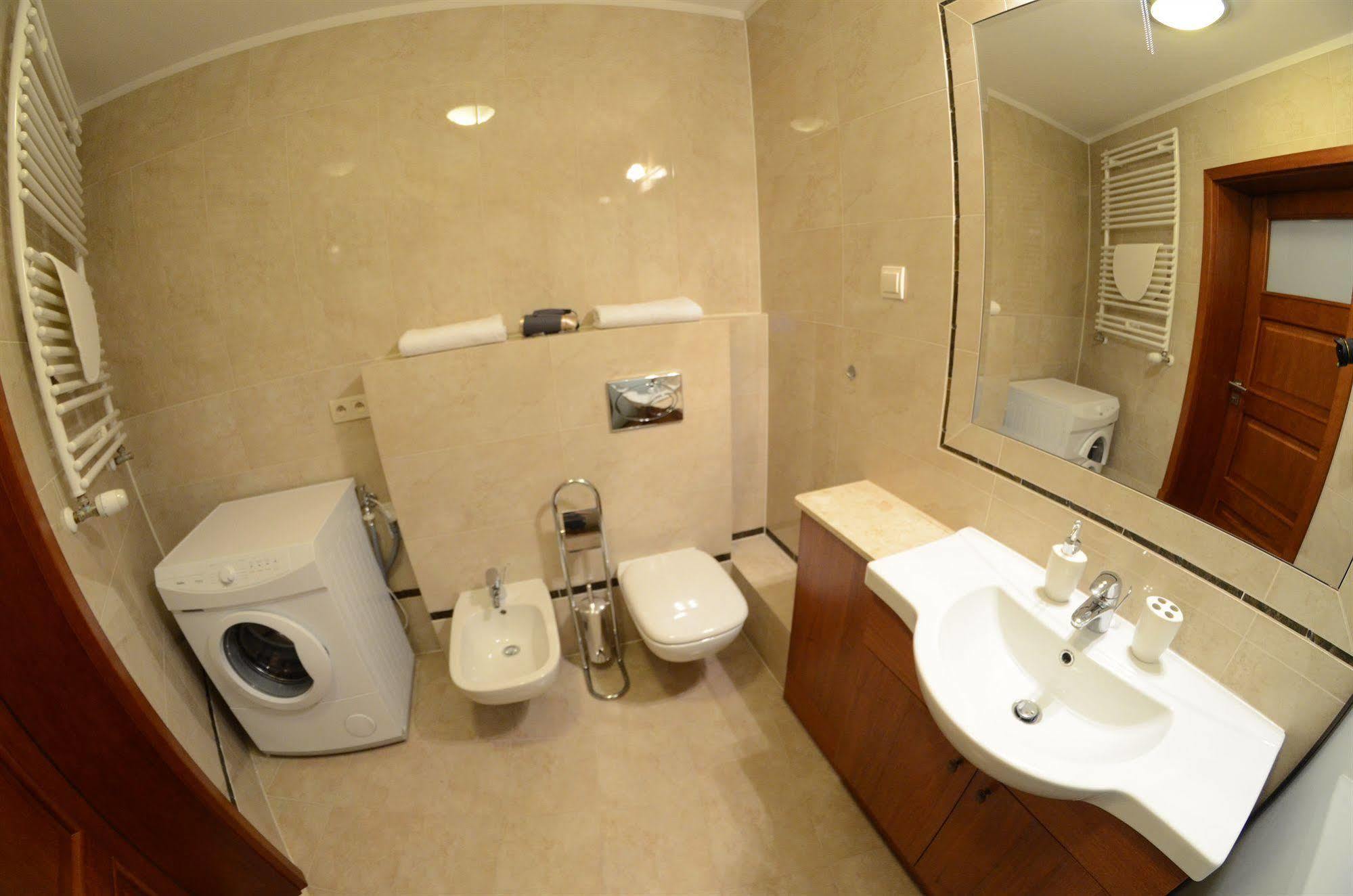 Angel City Center Krakow Aparthotel Dış mekan fotoğraf