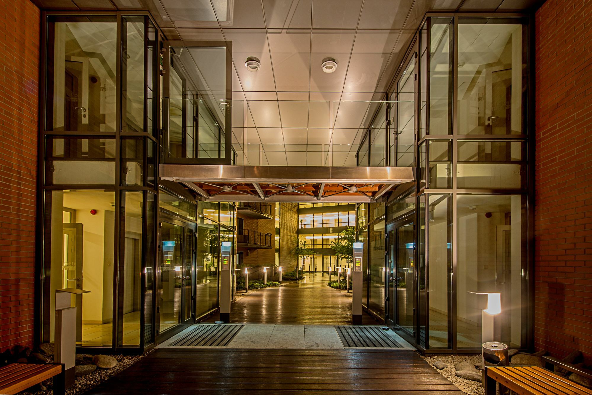 Angel City Center Krakow Aparthotel Dış mekan fotoğraf